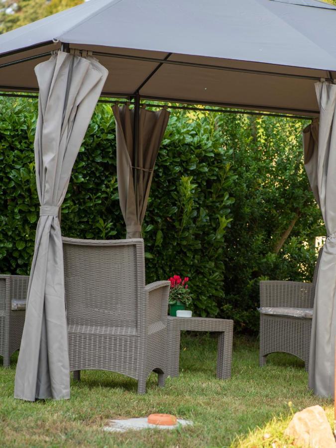 Agriturismo Cascina Costa Кассаго-Брианца Экстерьер фото